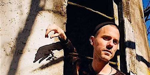 Newport Live Presents The Dead Tongues at Great Friends Meeting House