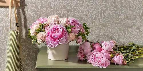 'Petal Party' Floral Design Class by Winston Flowers