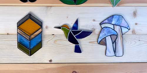 Intermediate Stained Glass - Photo Booth Frame \ud83e\udd73 Vitral Intermedio: Marco para Tiras de Fotos