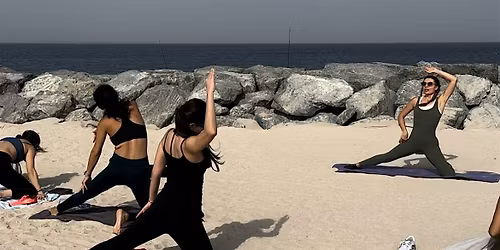 SUNSET YOGA on KITE BEACH