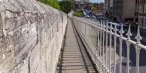 York Walking Tour (from Chicago)
