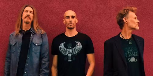 Parking - The Wood Brothers with The Wildmans