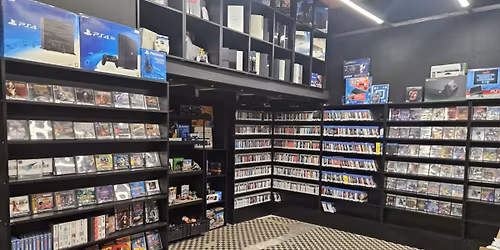 \u015aWI\u0104TECZNA WYPRZEDA\u017b \/\/ SKLEP BEDZIE GRANIE BIELSKO-BIA\u0141A \/\/