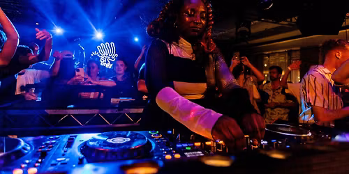 Ayebatonye and Arunya | Cathedral