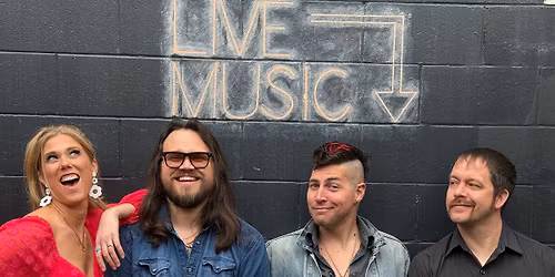 Betsy O & The Hollaback Boys at Lucia