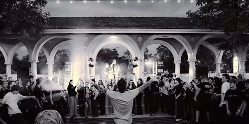 Deftones 7 Words Wall of Death