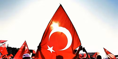 Governing the Nation Beyond Borders: Power\/Politics in Diaspora Engagement