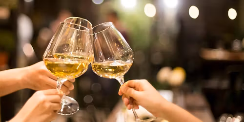 Title Talks & Toasts with Gina and Lindsay