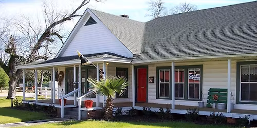 Saturday Outdoor Market