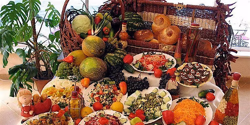 Ladies\u2019 Friendsgiving Lunch