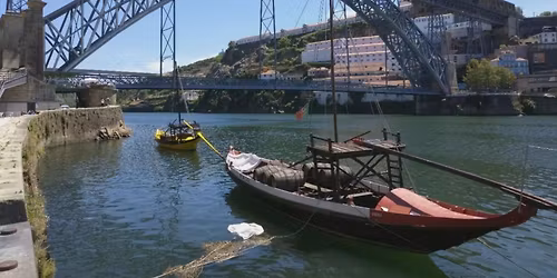 Recantos do Porto: Miradouros e escadarias