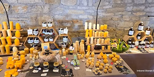 Hobbyk\u00fcnstler- und Handwerkermarkt in Adlersberg-Palmator: