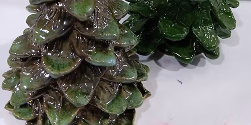 Holiday Workshop (Clay Ornaments) with Saskia