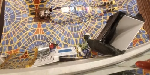 Free photo op, Memorial for Marriott Carpet\/Trashy\/Postcard