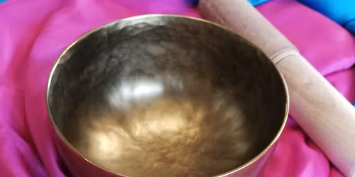 Fullt! Innf\u00f8ringskurs i bruk av tibetanske syngeboller