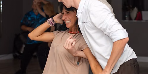 West Coast Swing Group Lessons