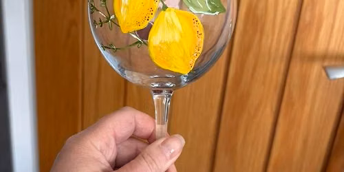 Gin glass Paint & Sip