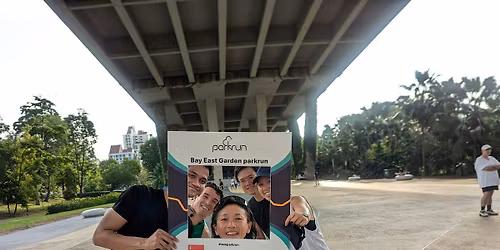 5km timed run at West Coast Park parkrun