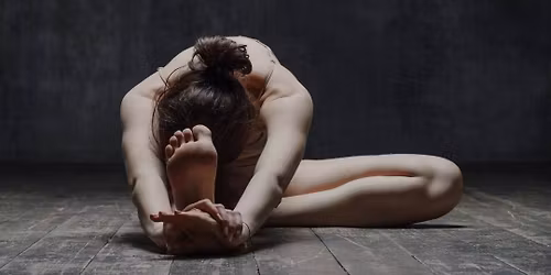 Ashtanga Yoga: Led Primary Series with Cora Bird