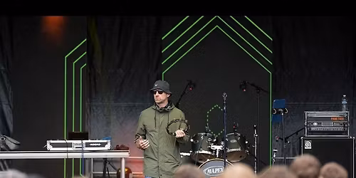 Oasis Liam Solo Tribute