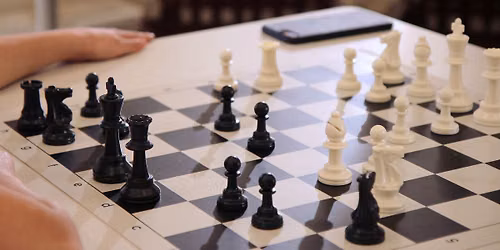 Chess: Play & Learn