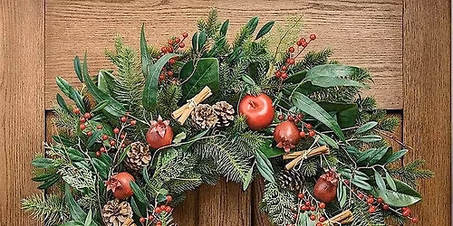 Fresh Williamsburg Style Wreath
