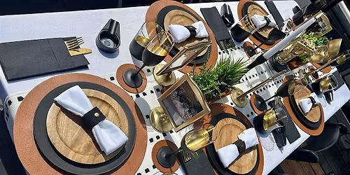 FRIENDSGIVING IN DUMBO 2025