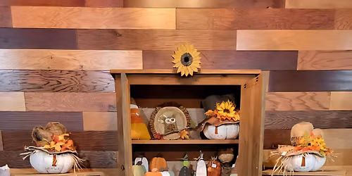 Fall into the Holidays Market