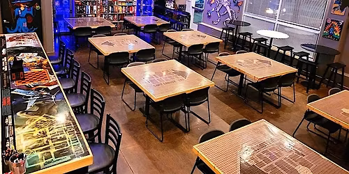 Sip & Paint: Holiday Season @ SIDEQUEST