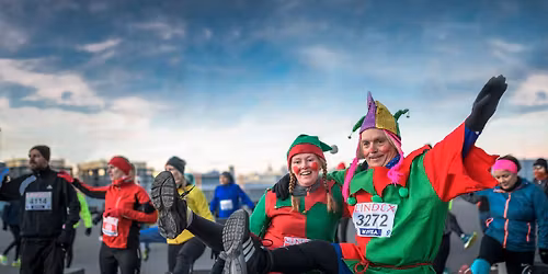 Gaml\u00e1rshlaup \u00cdR | SPORTV\u00d6RUR | LINDEX | NIVEA \/ IR New Year's Eve Race