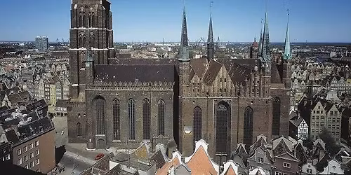Katedry i klasztory gotyckie: Krak\u00f3w, Wroc\u0142aw, Pozna\u0144 i Gda\u0144sk (cykl: "Architektura w Polsce")