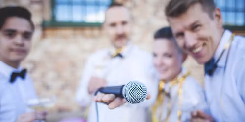 Livebandskaraoke med Karro&\u00c5ke