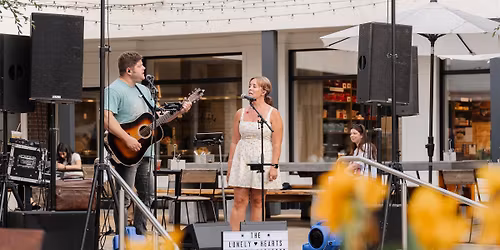 Summer Live Music in the Courtyard
