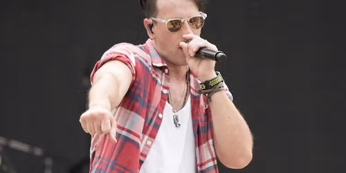 Russell Dickerson