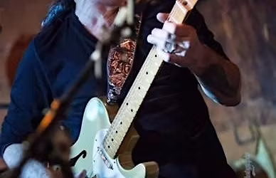 Chuck Hall Band (Swamp Blues)