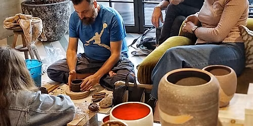 WORKSHOP DI CERAMICA & MEDITAZIONE W\/ EMILIANO GRANATELLI
