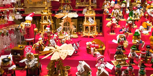 The Holiday Collective Market at Urban District Market