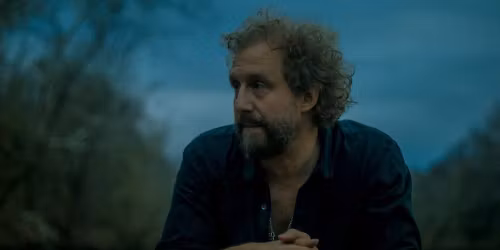 Phosphorescent in