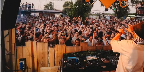 DEEP SENSATION auf Wolkezwei \u2022 Tages Open Air \u2022 Leipzigs urbane Stadtidylle