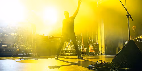 Peter Hook & The Light Perform 'Get Ready' + Hits