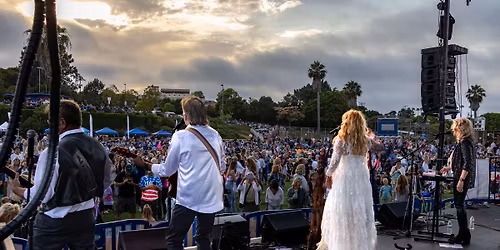 Fleetwood MAX! at Humphreys Backstage