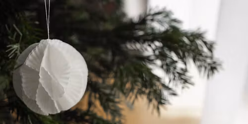 „Obiceiuri Vechi, Podoabe Noi”