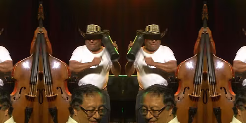 UN DIMANCHE POUR MA\u00d1E