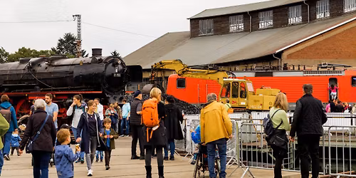 Gro\u00dfes Lokschuppenfest im historischen Bahnbetriebswerk Hanau