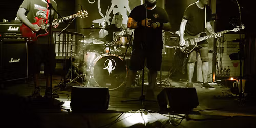 Crashing Alice Friday, November 7 at Horse and Crown