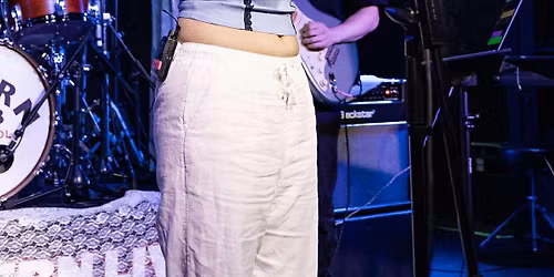 Holly Rolfe @ The Crown ! 