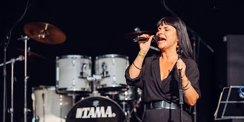 Suzi Kelly Live at Wilmcote Social Club!