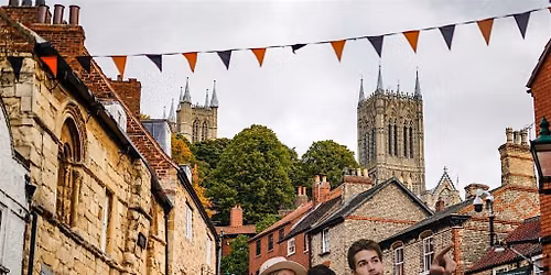 Discover Lincoln! Interactive Treasure Hunt & City Walk