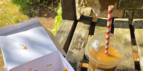 Coffee, Pastries & Conversations: A Notting Hill Caf\u00e9 Crawl \u2615
