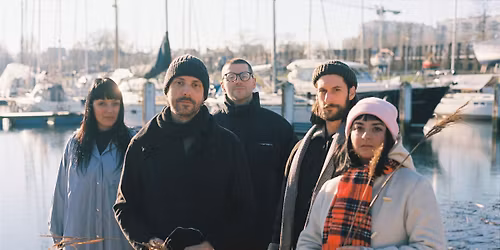 Flying Horseman \/\/ Gebouw-T